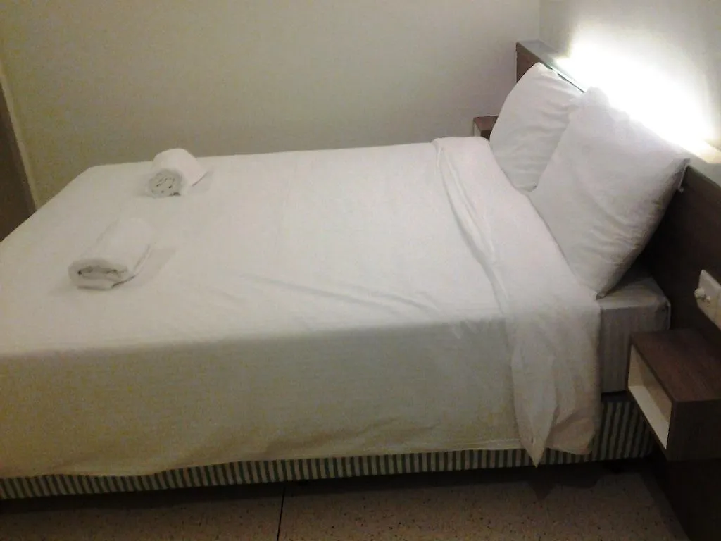 Qish Hotel Malacca 0*,  Malaysia