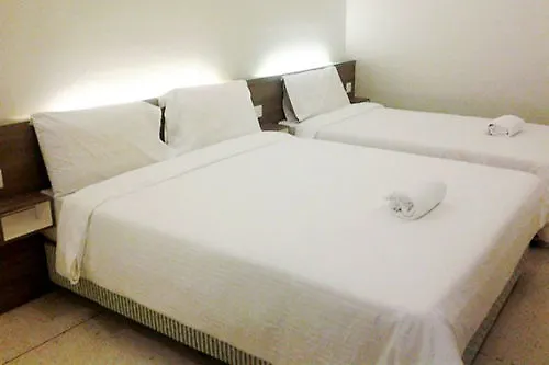 Qish Hotel Malacca 0*,  Malaysia